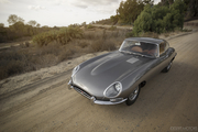 1964-Jaguar-E-Type-Series1-FHC-11.jpg