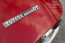 1967-Toyota-2000GT-08.jpg