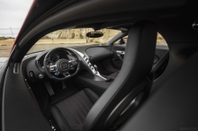 2018-Bugatti-Chiron-04.jpg